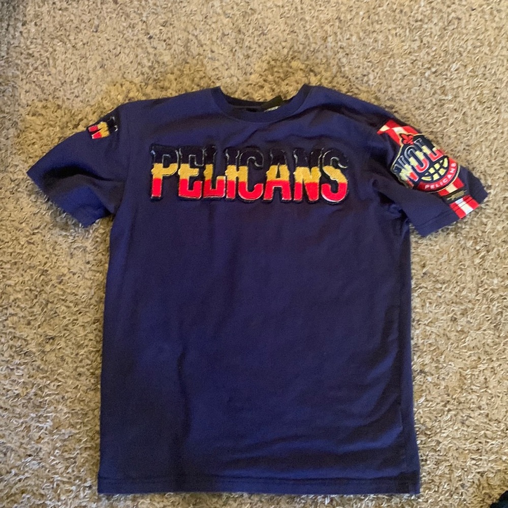 Zion 1 Pelicans Nola Shirt size small